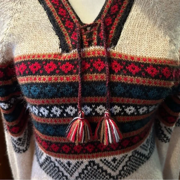 Ecologic Arts Women’s Alpaca V-Neck Hooded Sweater with Fringe Soft Comfy Boho - Picture 3 of 9